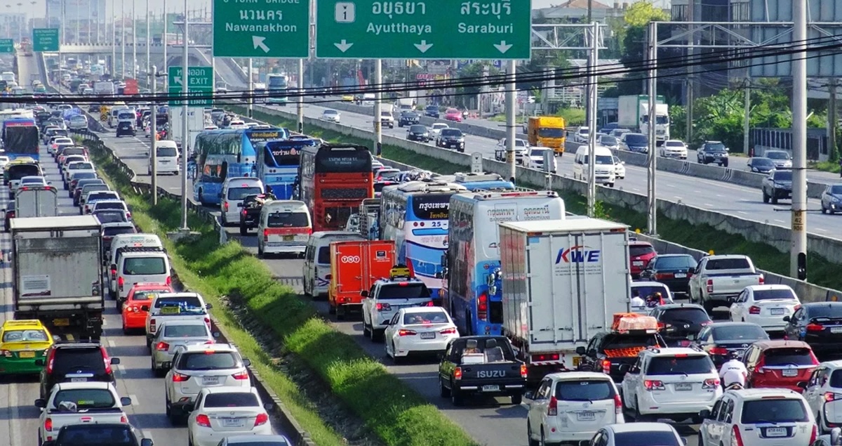 Songkran traffic